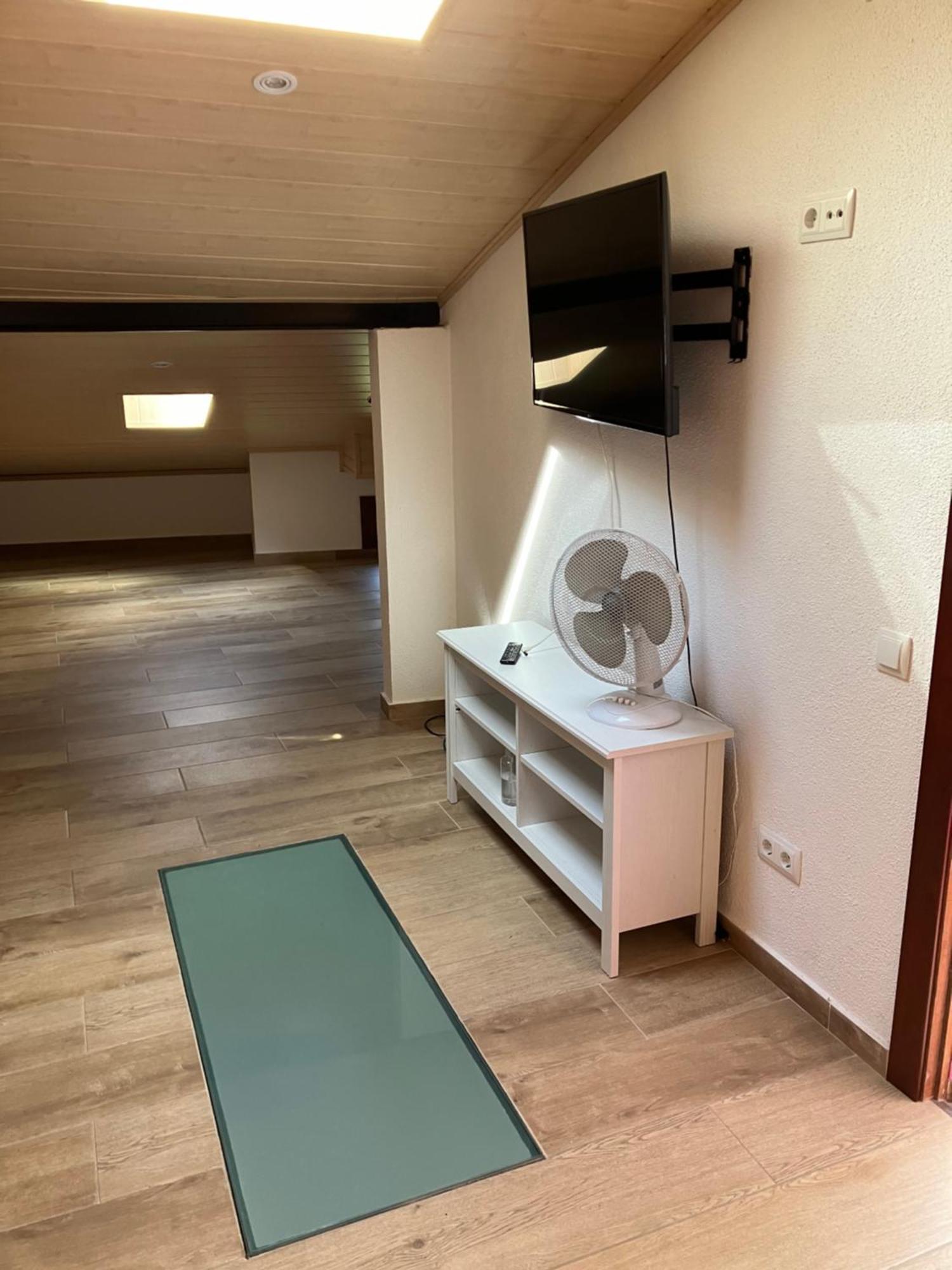 Ferienwohnung L'Esquirol De L'Esquirol Santa María de Corcó Exterior foto